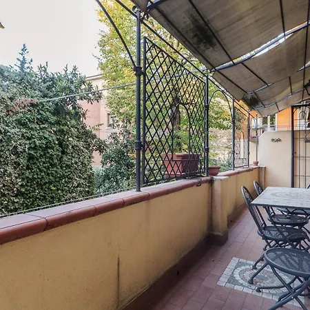 Appartement Secret Garden Bologne